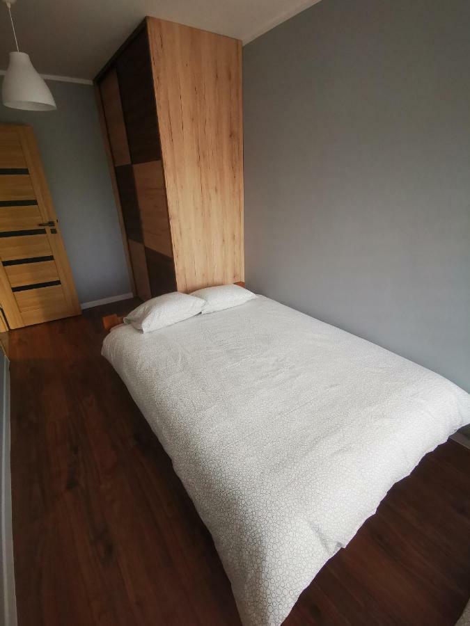 Apartment Cyprys 1 Освенцим Экстерьер фото