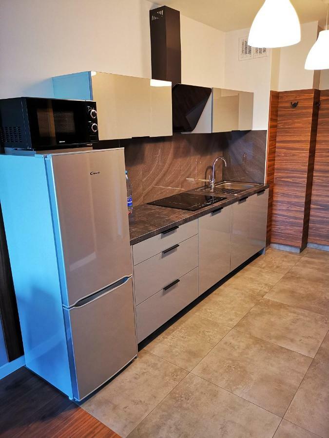Apartment Cyprys 1 Освенцим Экстерьер фото